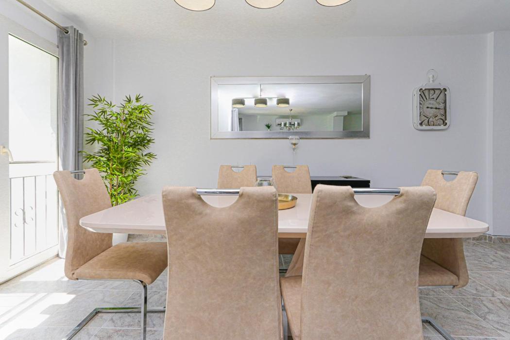Presidential Suite Villamartin Plaza Av Brisas 67 Alicante Buitenkant foto